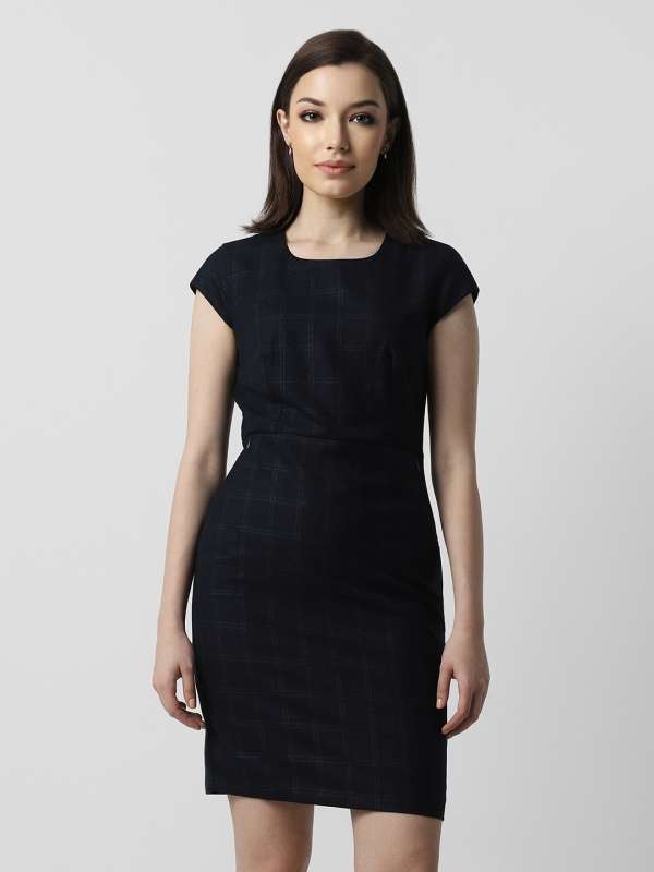 Van heusen deals dresses myntra
