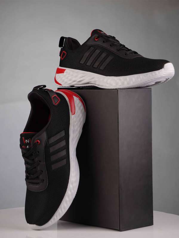 Running shoes hotsell under 700