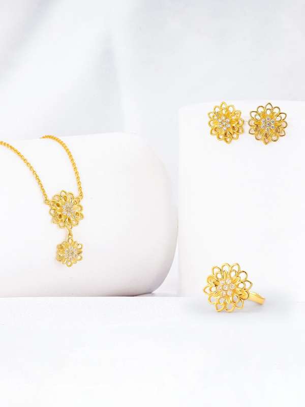 Myntra shop flower jewellery