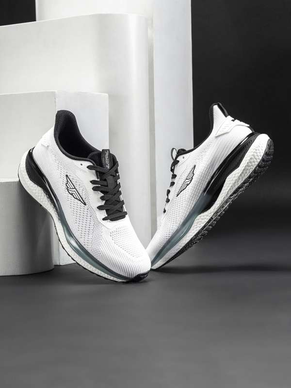 Cushioned online footbed shoes