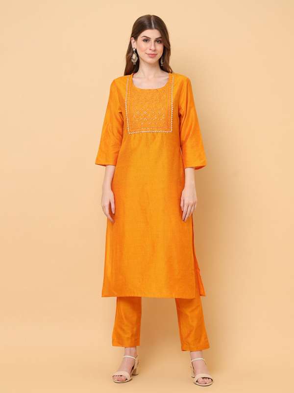 Aayusika Kurtas Sets Buy Aayusika Kurtas Sets online in India