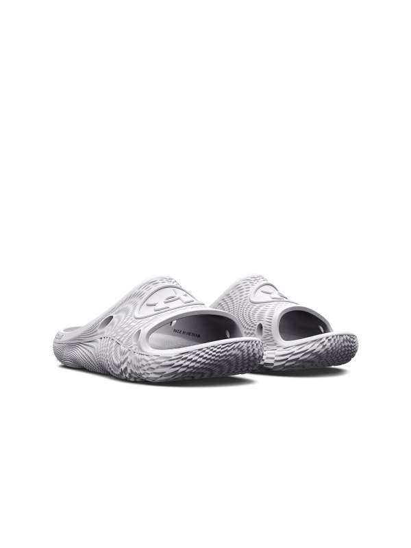 Under armour online camo sandals