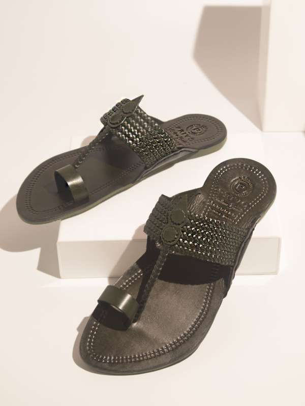 Kolhapuri chappals online myntra hotsell