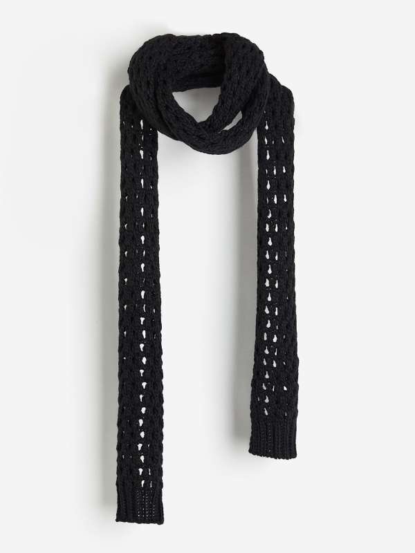 H and top m shawl