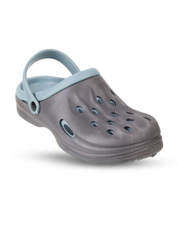 Metro flip shop flops