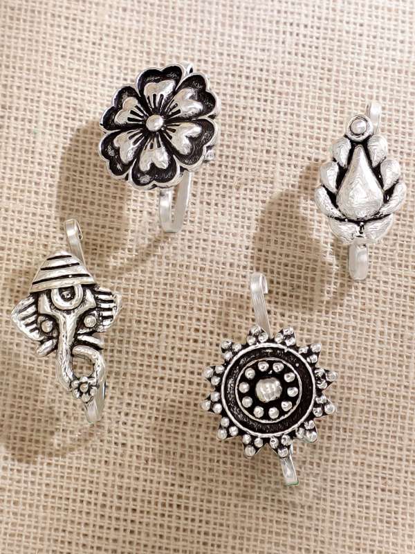 Nose pin clearance myntra
