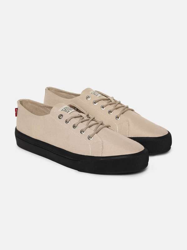 Levi's men's canvas hotsell shoes