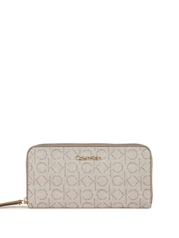 Calvin Klein Wallets Buy Calvin Klein Wallets online in India