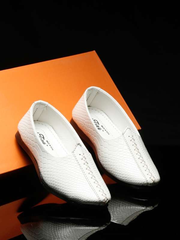 Ethnic shoes for baby girl hot sale