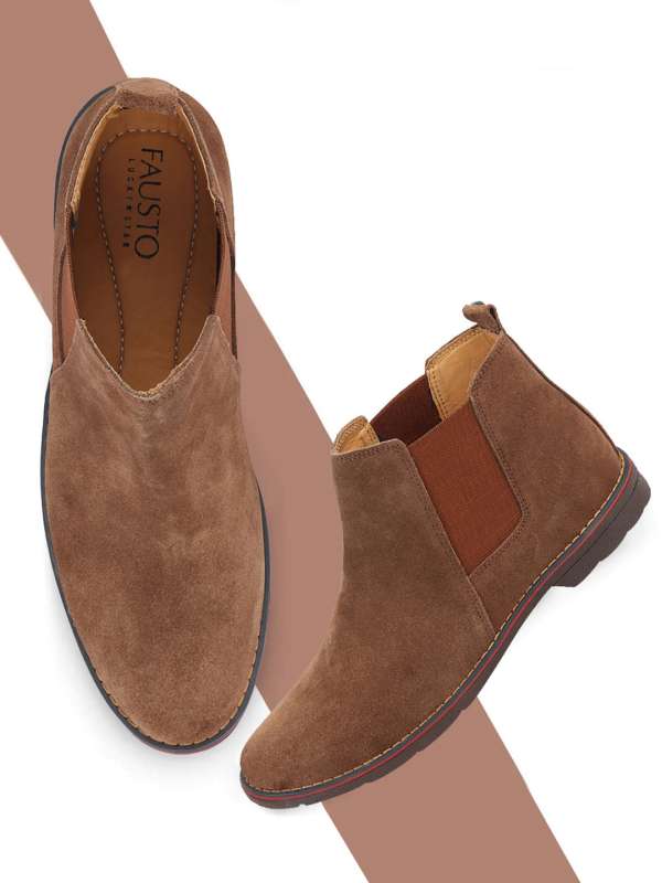 Chelsea boots myntra top