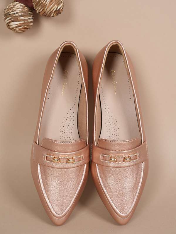 Rose gold top flat shoes