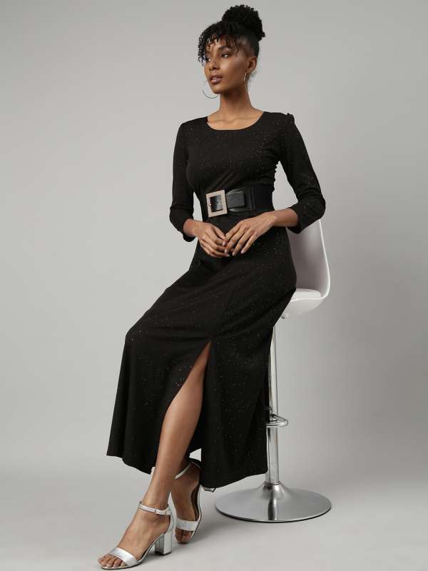 Long black 2025 dress with belt