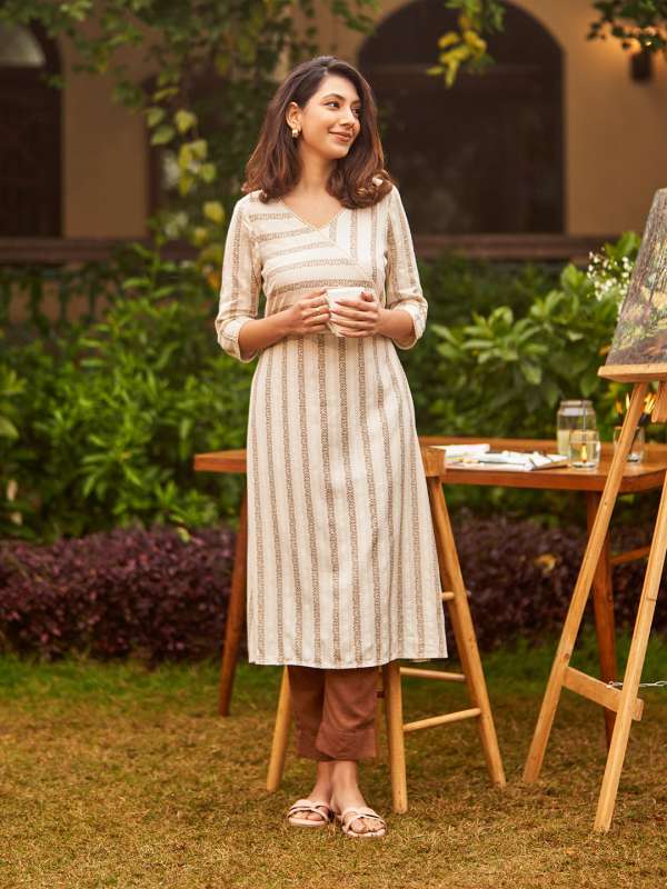 Off White Women Kurtas And Aurelia Buy Off White Women Kurtas And Aurelia online in India