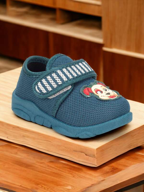 Rubber shoes for girls shop
