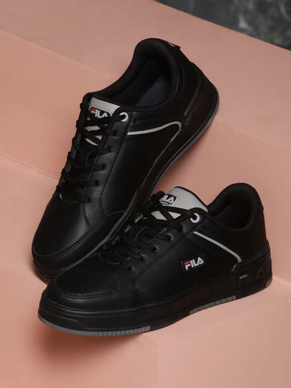 Fila street shoes store