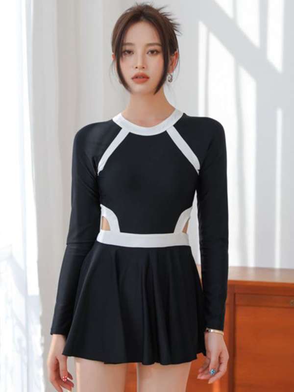Swimsuits with skirts online hot sale