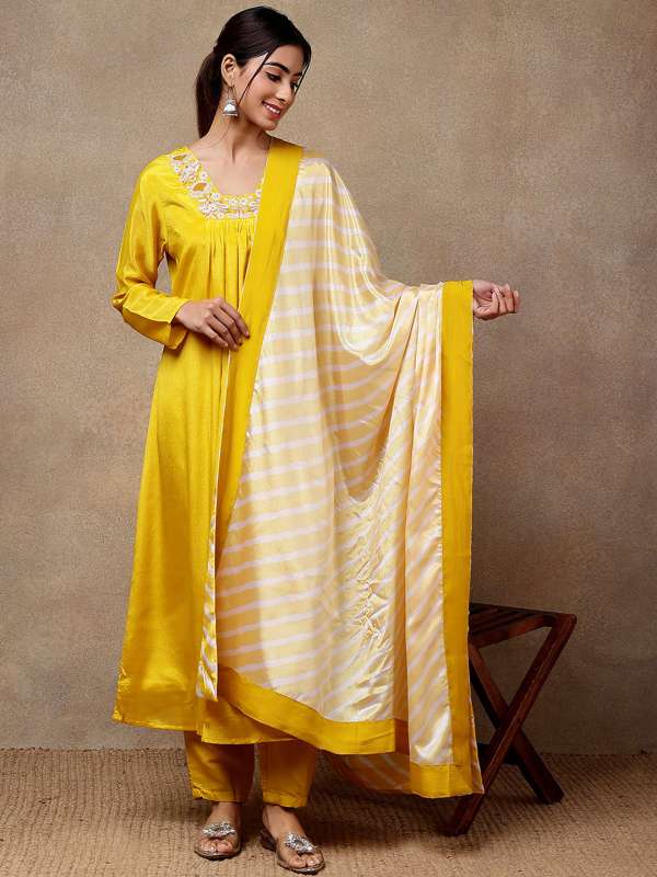 Pattu anarkali store suits online