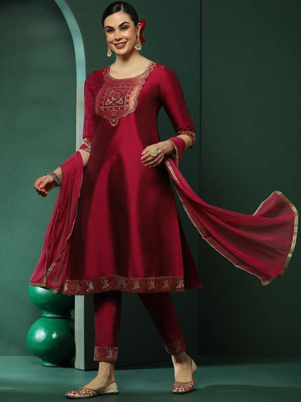 Aks kurtis shop on myntra