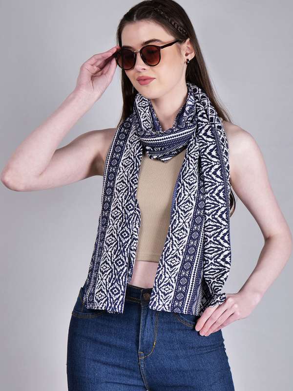 Disney scarf womens shop