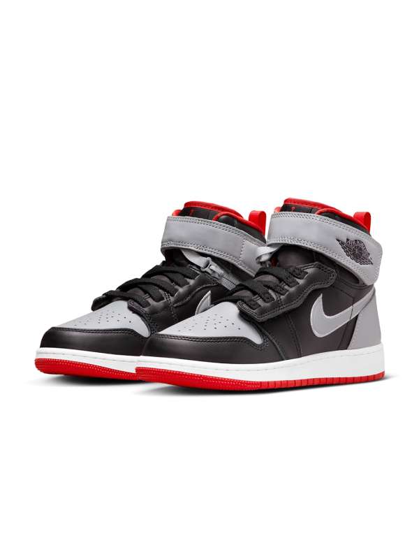 Nike top kids shows