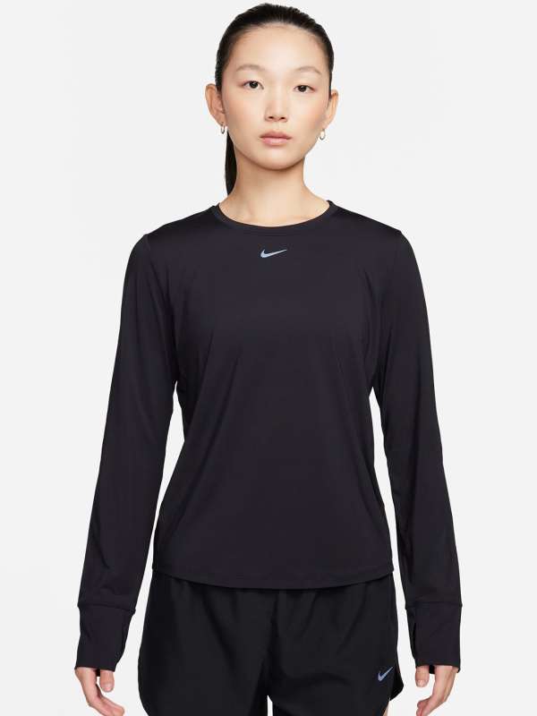 Nike top workout tops