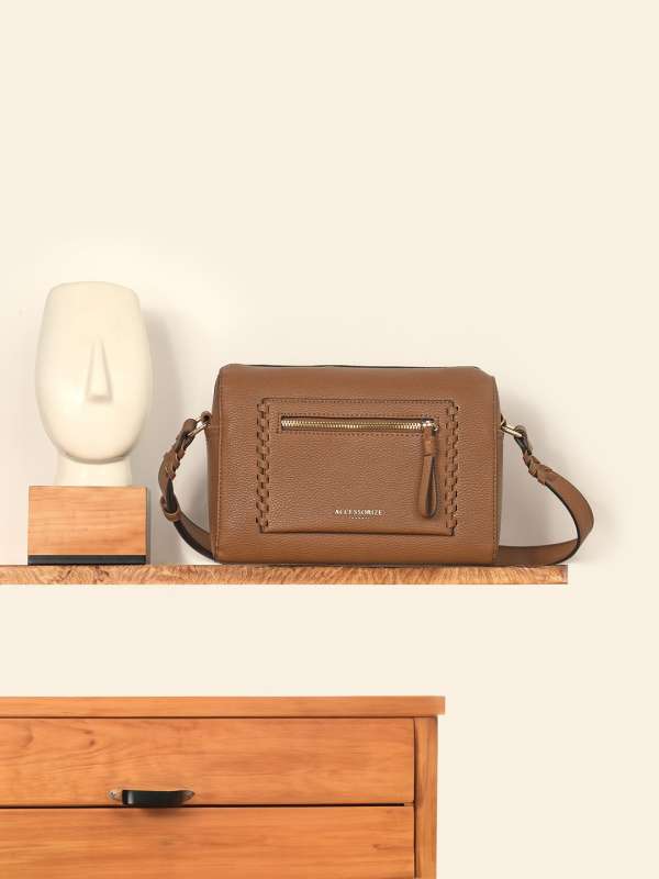 Small Travel Bags Shop Latest Small Travell Bags Online Myntra