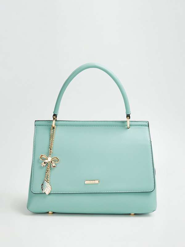 Code best sale handbags myntra