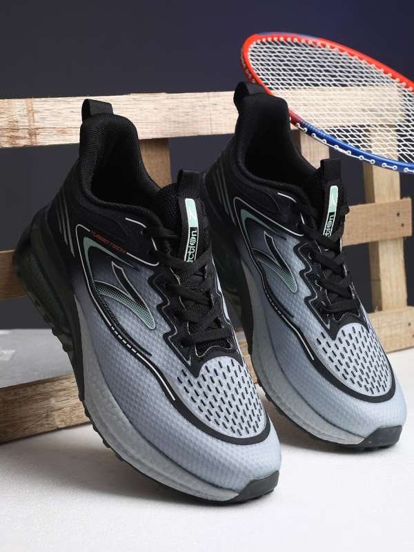 Asics akshay kumar best sale shoes