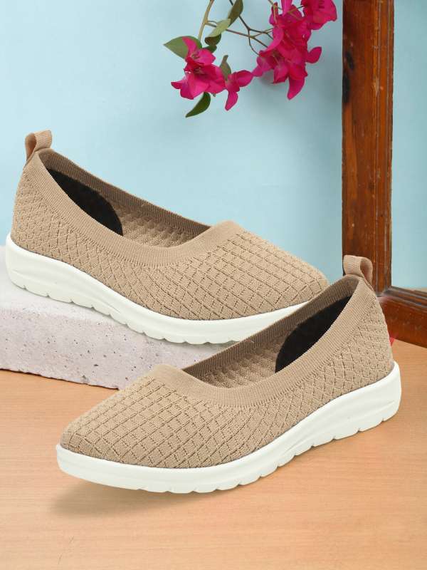 Carlton london bellies online sales
