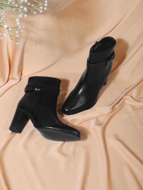 Truffle boots shop
