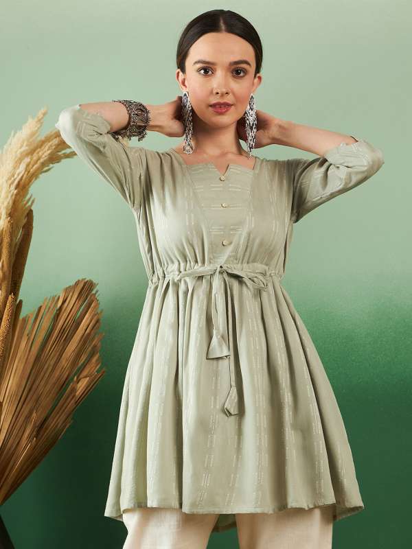 Designer tops deals online shopping myntra