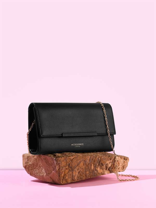 Puma clutches online india best sale