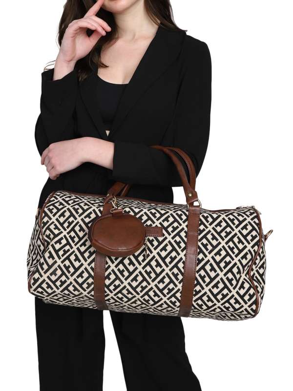 Online duffle bag shopping hotsell