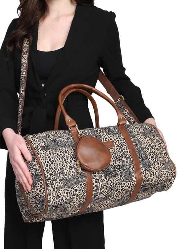 Myntra duffle bag on sale