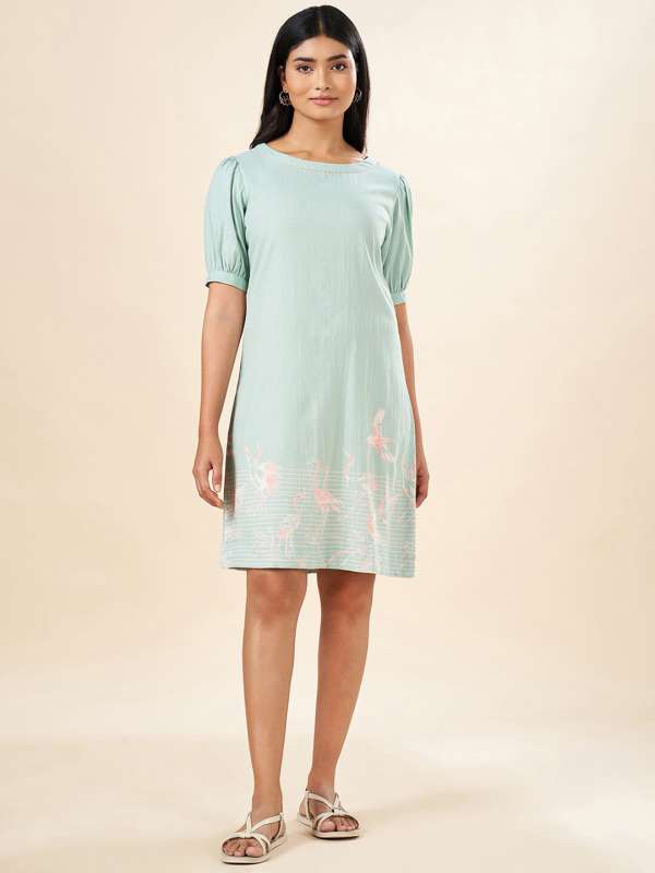 Akriti dresses shop by pantaloons