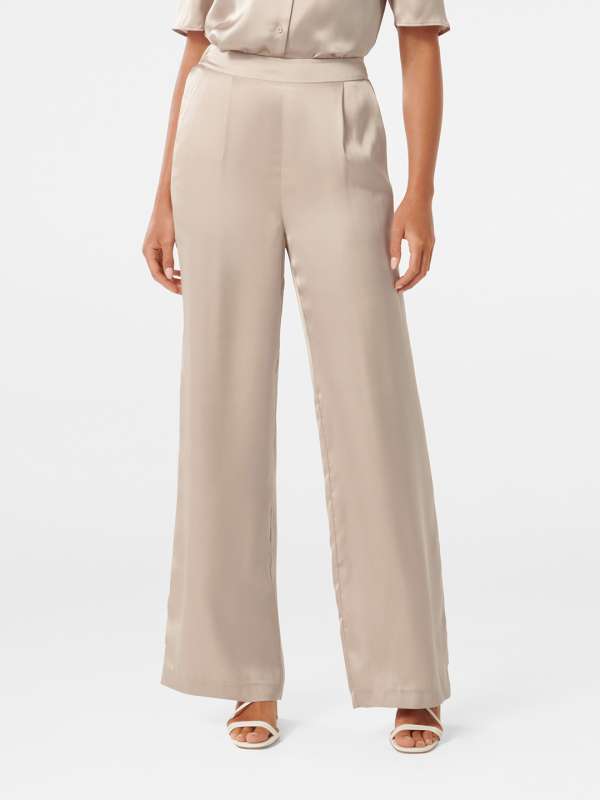 Buy FOREVER NEW Womens Tapered Fit Zoe Pleated Elastic Back Pants