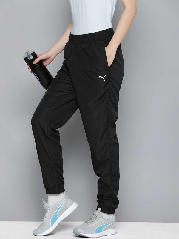 Puma women's joggers hot sale