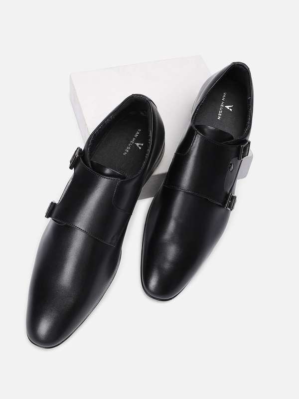 Myntra black formal shoes hotsell