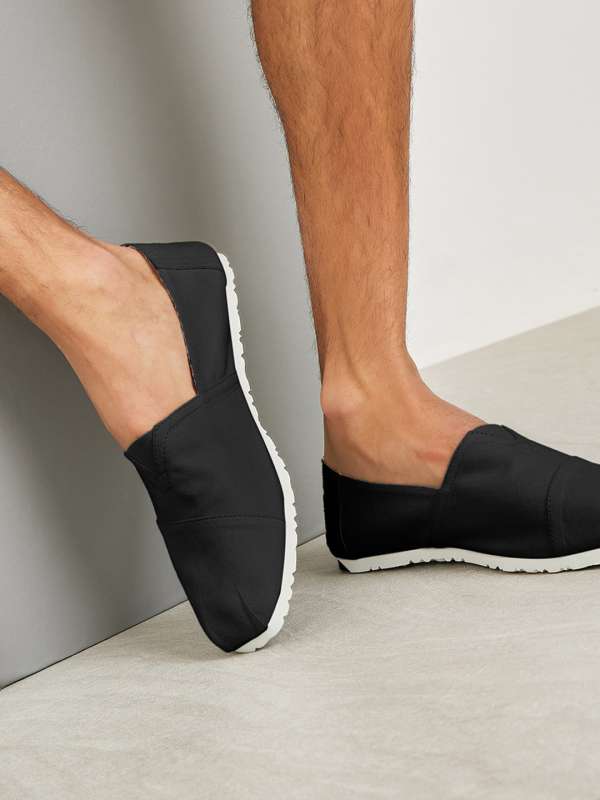 Men Black Canvas Shoes Buy Men Black Canvas Shoes online in India