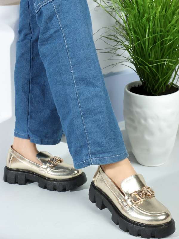 Waterproof chappals online 2025