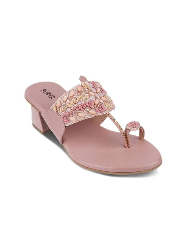 Lemon and store pepper slippers