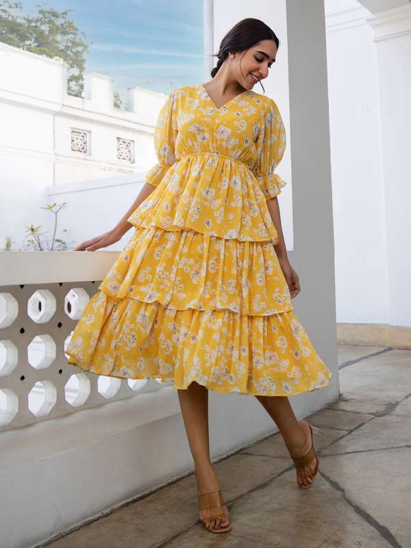 Janasya gown hotsell