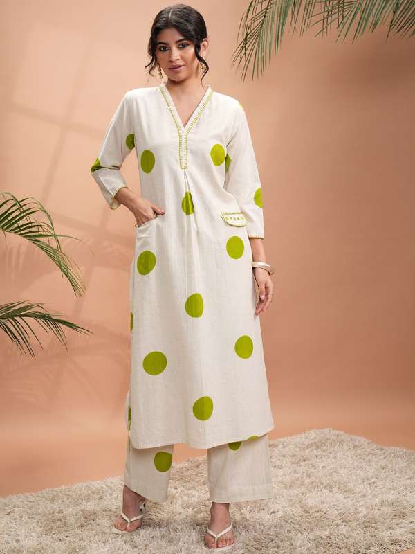 Vishudh discount suit sets