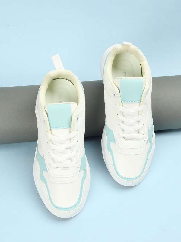 Max online sale footwear