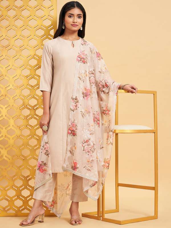 Plazo suit clearance online myntra