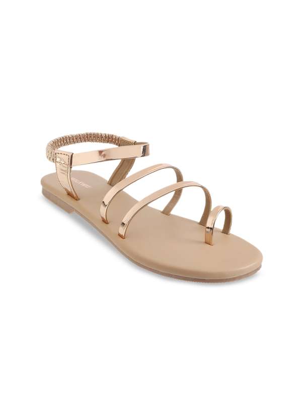 Strappy deals flat shoes