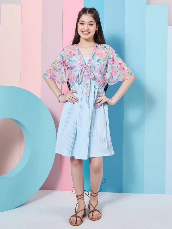 Shrug clearance girl clothes