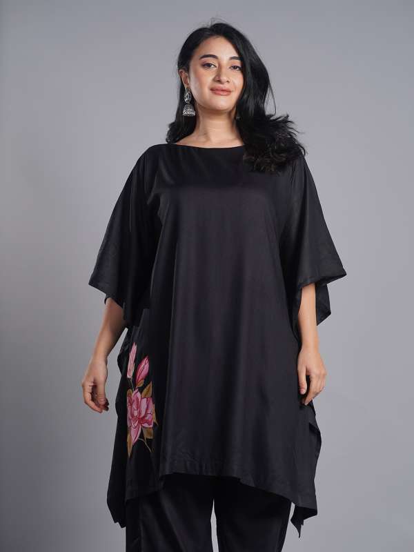 Boat neck kurti sale with full sleeves