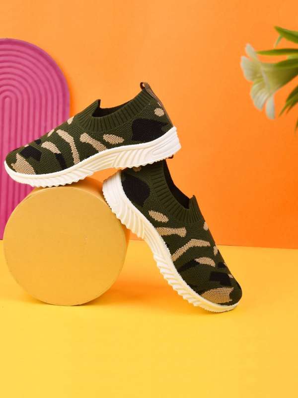 Slip on shoes for boys sale