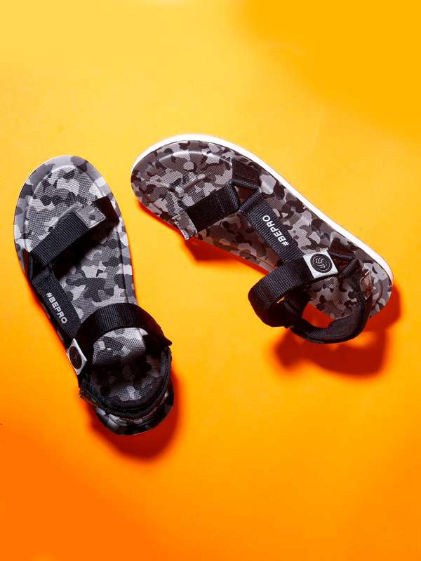 Bacco on sale bucci sandals